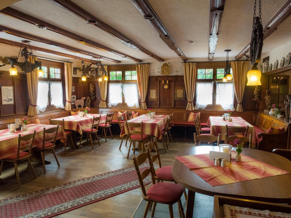 Gasthof Zum Goldenen Kreuz Wilhelmsdorf  Luaran gambar